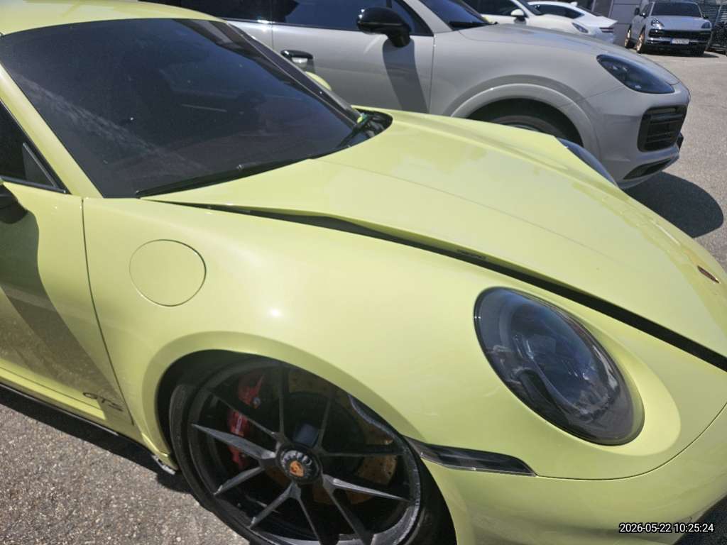 Porsche Porsche 911 Carrera GTS Automatic