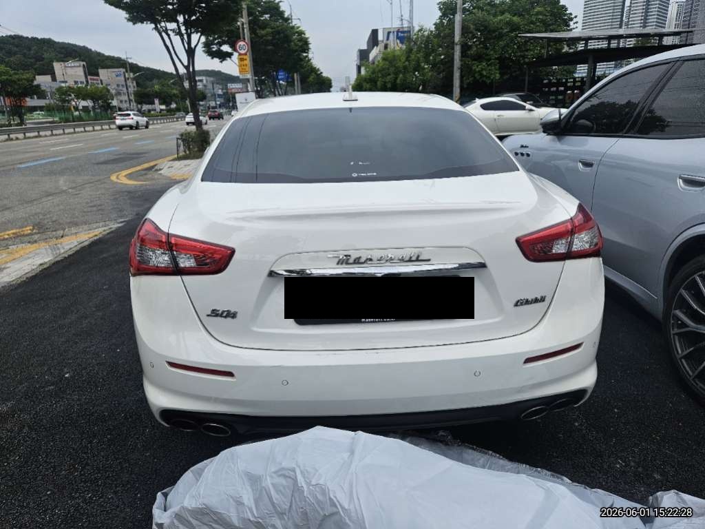 Maserati Maserati Ghibli S Q4 Automatic