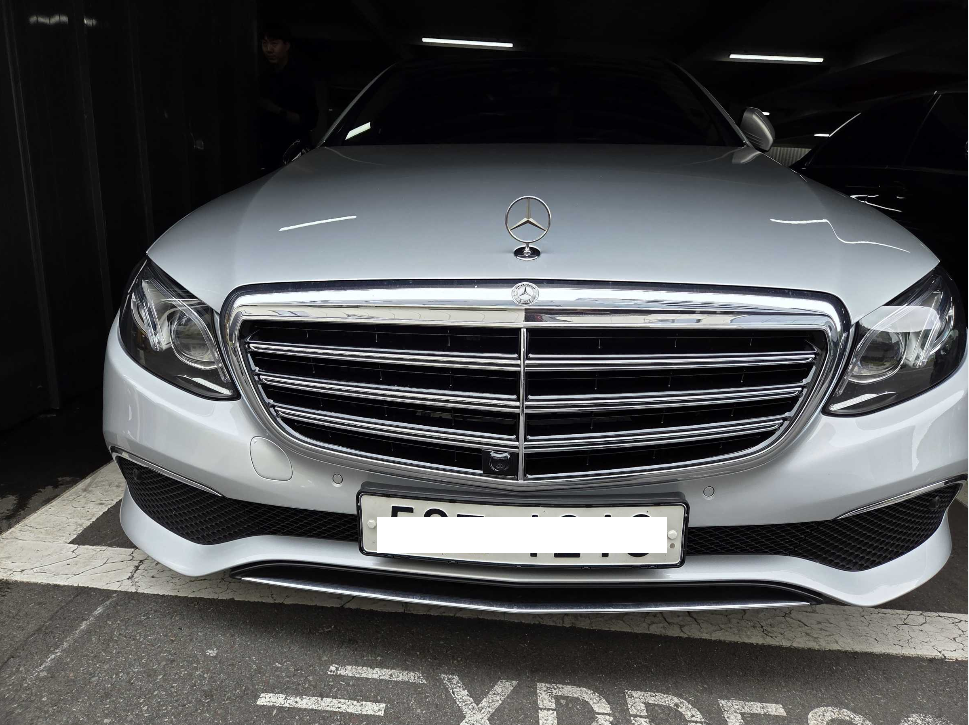 Mercedes-Benz E300 Automatic