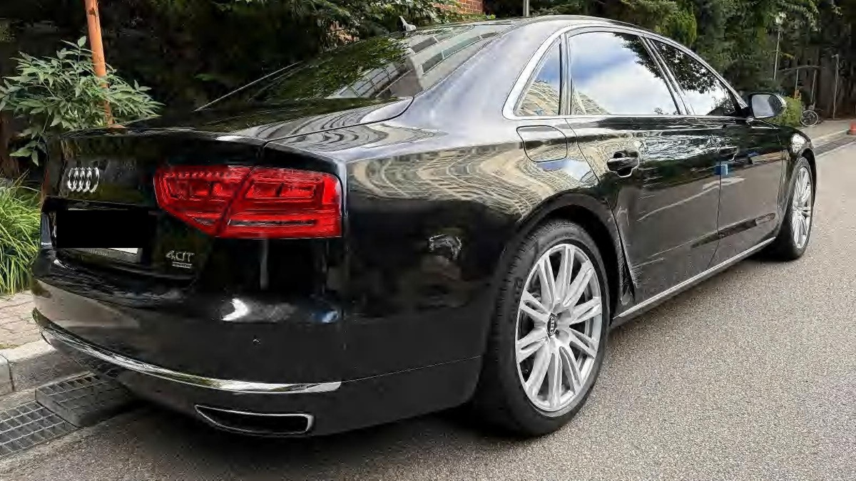 Audi Audi A8 LWB 4.0 TFSI quattro automatic