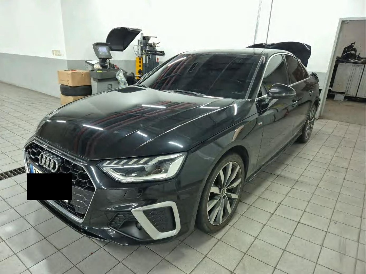 Audi A4 40 TFS I Automatic