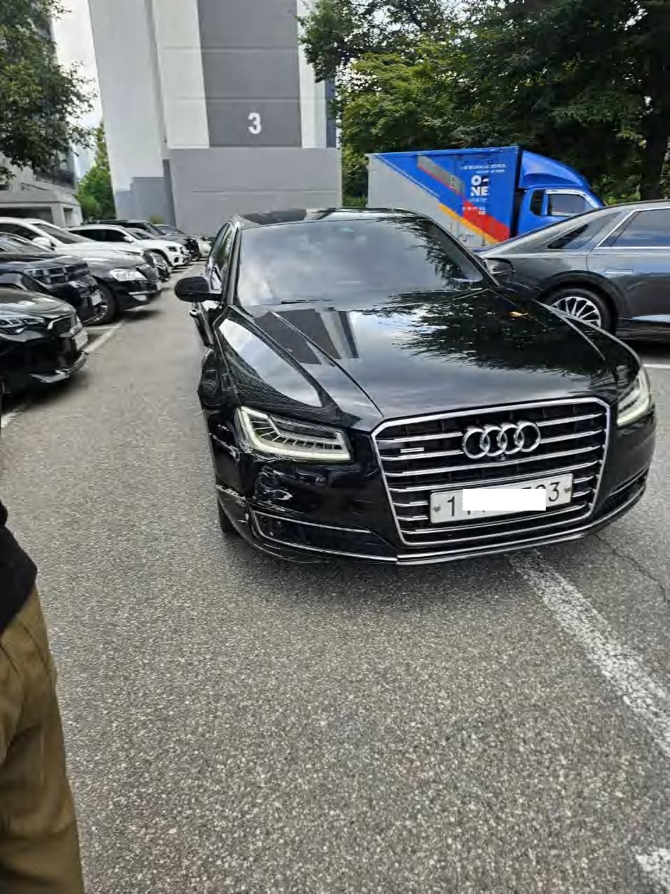 Audi Audi A8 50 TDI quattro automatic