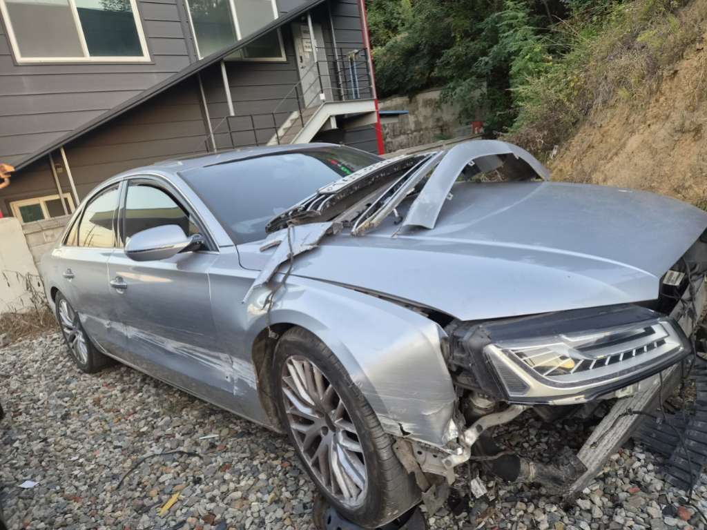 Audi Audi A8 50 TDI quattro automatic