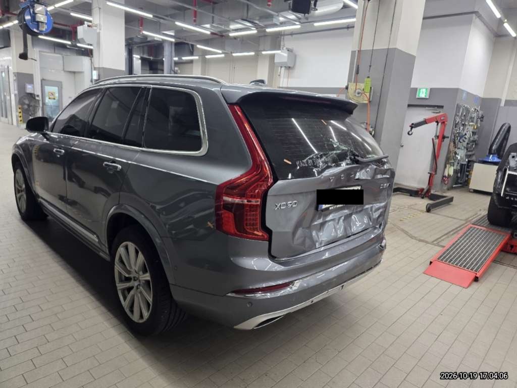Volvo Volvo XC90D5 AWD Automatic
