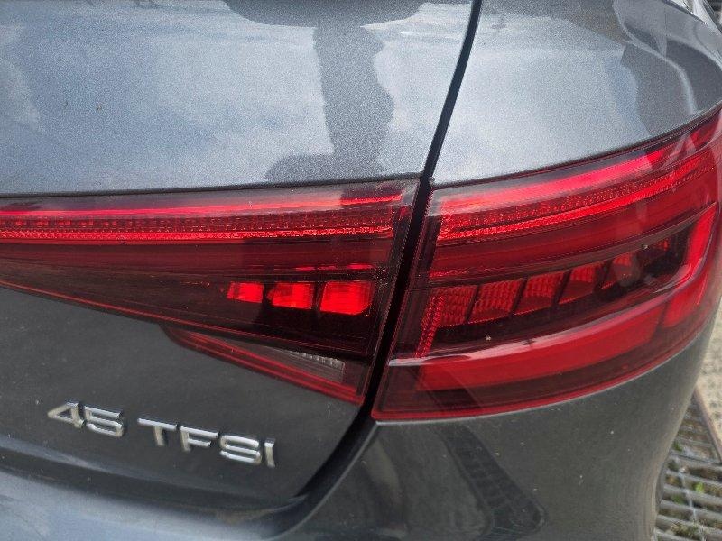 Audi A4 45 TFSI Automatic